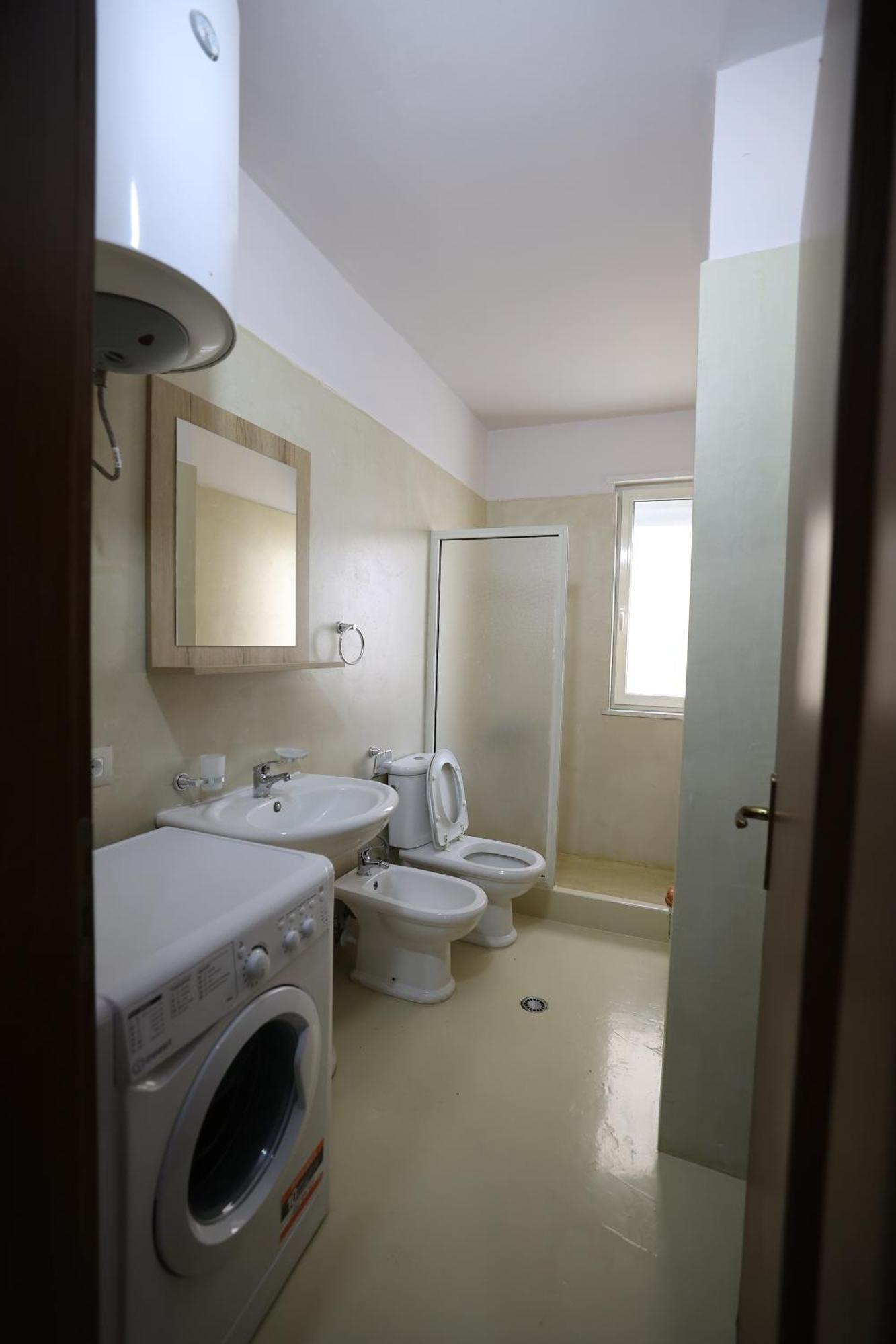 Dyrrah Seaside Apartments Durres Exterior photo